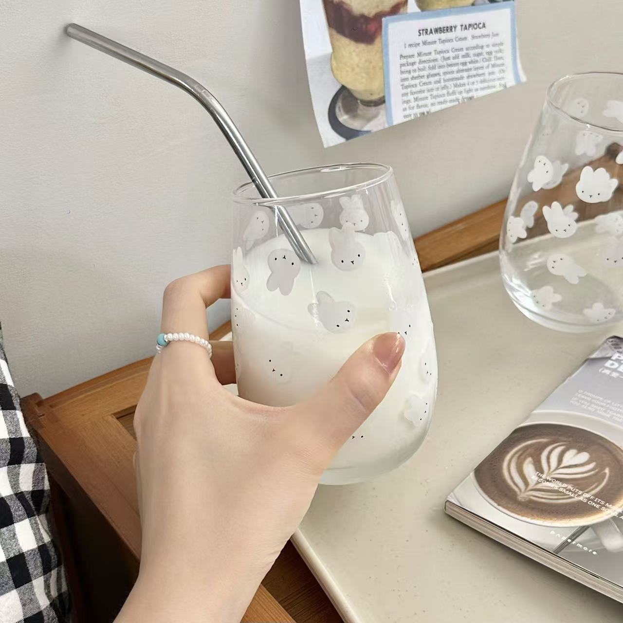 Cute Miffy Rabbit Printed Glas - Coffee Tea & Company recension och pris